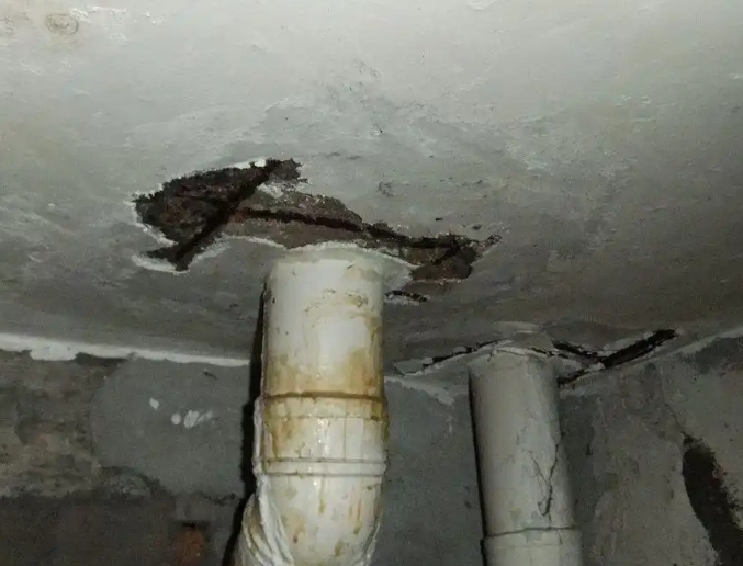鲁甸卫生间漏水维修公司浅析鲁甸卫生间渗水维修的方法